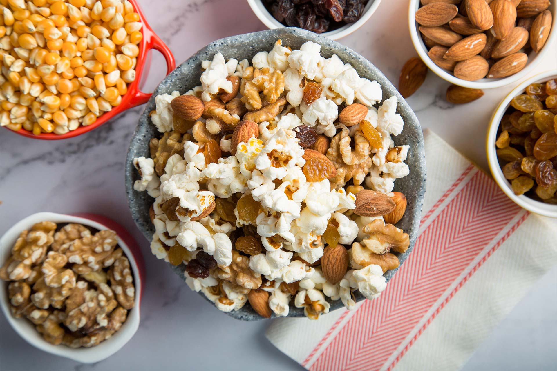 Almond, raisons & popcorn trail mix